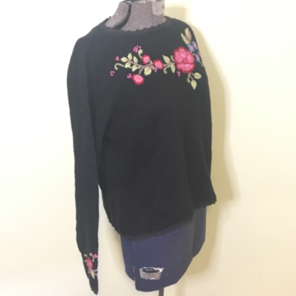 Christopher & Banks Women’s Sweater